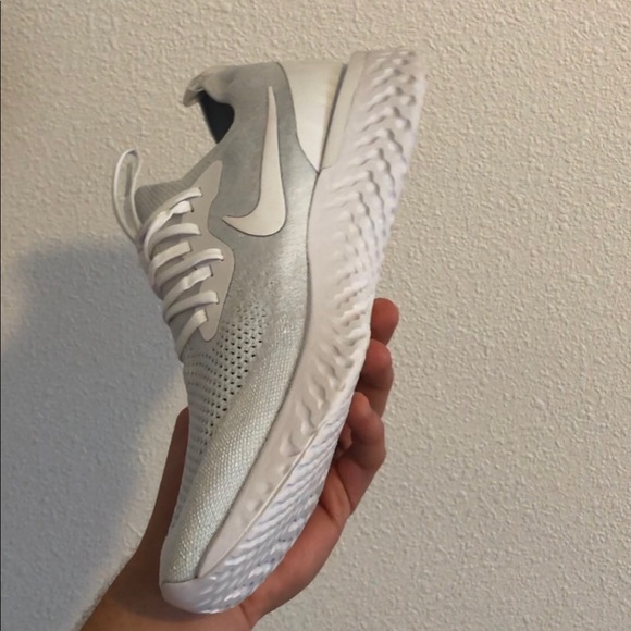 Nike epic react Flyknit - Picture 2 of 3